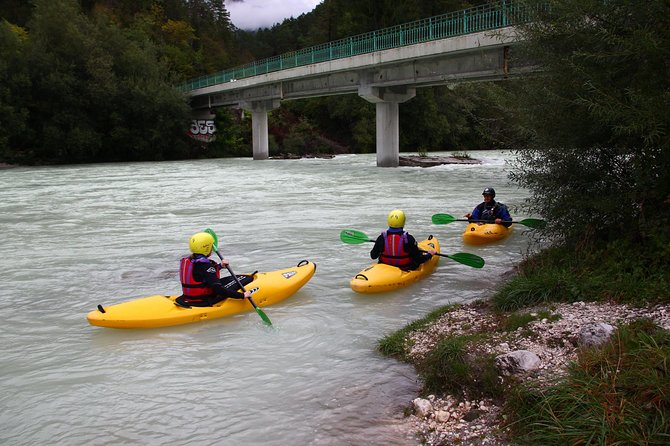 1 day KAYAK COURSE on Soča river, for beginners - What the included equipment means for your packing