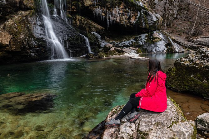7 Alpine Wonders: Winter Edition - Zelenci Nature Reserve and its green winter water