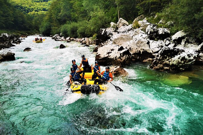 Adventure Rafting on Emerald River with Free Photos - The equipment and facilities included in the price