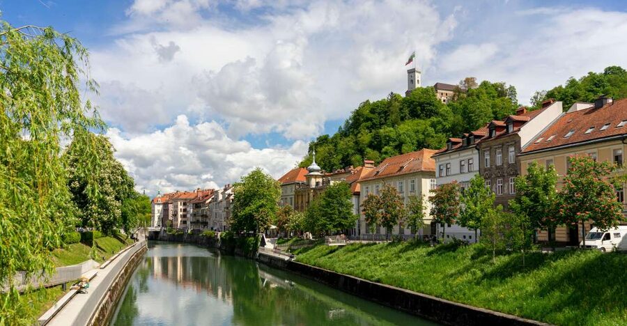 Best of Ljubljana: Private tour with Ljubljana born guide - A personal walk through Ljubljana’s center