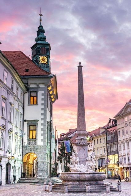 Best of Ljubljana: Private tour with Ljubljana born guide - Central Market through taste and smell
