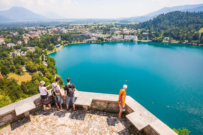 Bled Lake with island and castle - small group - day trip from Ljubljana - Guides make the difference