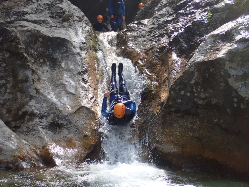 Bovec: Exciting Canyoning Tour in Sušec Canyon - How the small group changes the experience