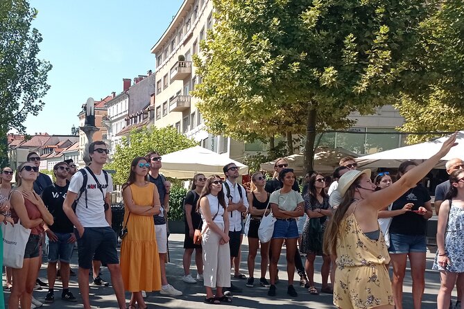 Classic Ljubljana Group Tour - Market stalls, the Butchers’ Bridge, and the Dragon Bridge