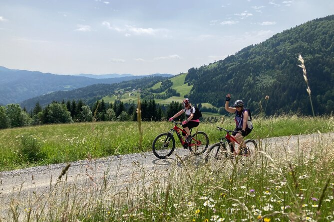 E-bike tour Škofja Loka - Reaching the hut beneath Mount Blegoš