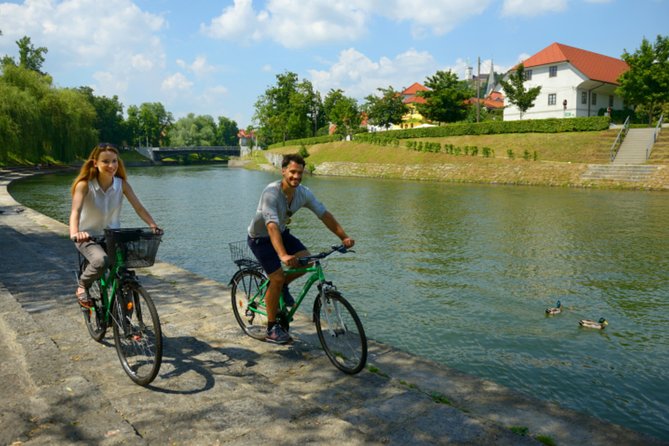 Exploring Ljubljana by Bicycle - Starting among Ljubljana’s old streets