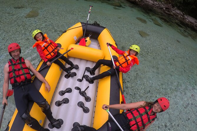 FAMILY RAFTING on Soča river - The safety briefing and first paddle strokes