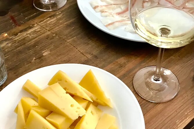 Food and Wine Tasting with a Sommelier - Ana Povse’s role as guide and sommelier