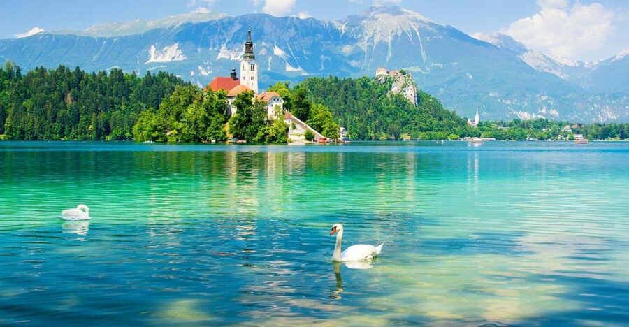 From Ljubljana: Lake Bled Day Tour - Pletna boats and the Church of the Assumption