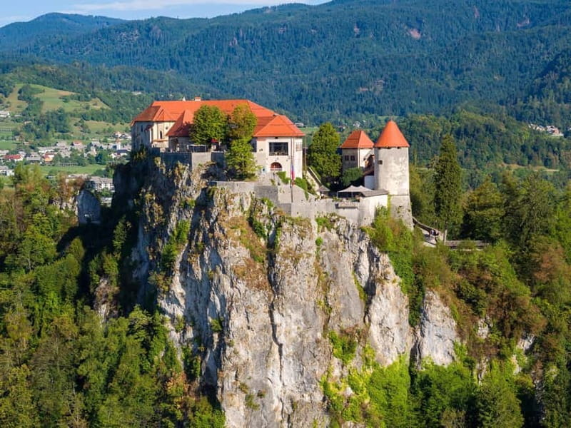 From Ljubljana: Lake Bled, Postojna Cave and Predjama Castle - Why this day trip works from Ljubljana