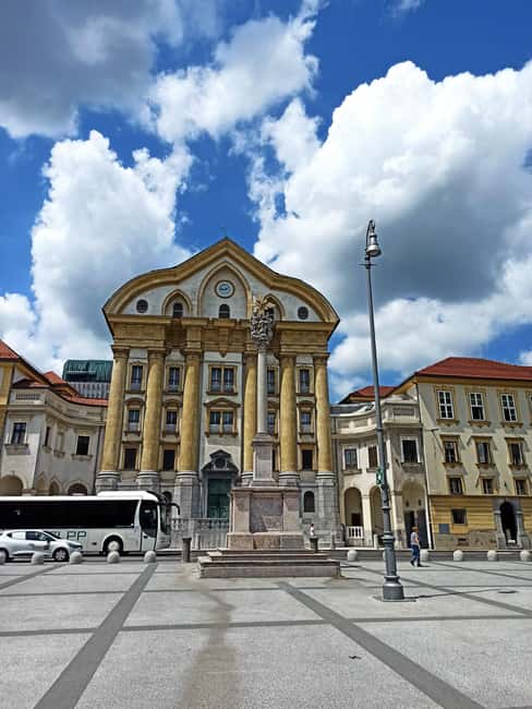 From Zagreb: Ljubljana and Lake Bled Small Group Guided Tour - Choosing the pletna boat and island visit