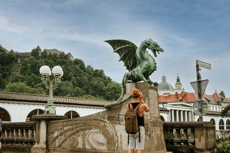 From Zagreb: Ljubljana, Postojna Cave & Predjama Castle Tour - What the guide adds to the day