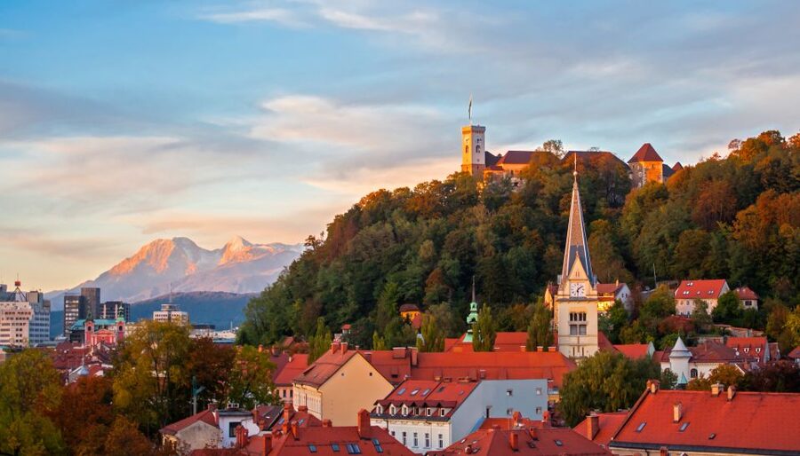 From Zagreb: Ljubljana, Postojna Cave & Predjama Castle Tour - The drive from Zagreb in a comfortable van