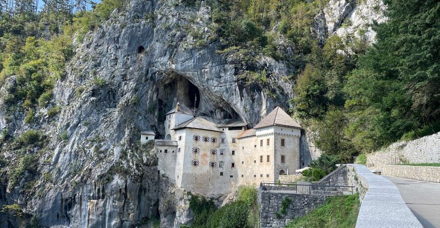 From Zagreb: Ljubljana, Postojna Cave & Predjama with Ticket - Why this day trip works from Zagreb