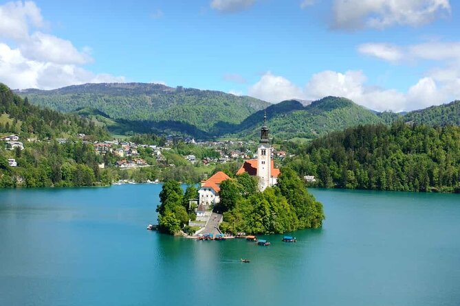 Full-day tour of Postojna Cave and Bled Lake From Ljubljana - The road from Bled to Postojna