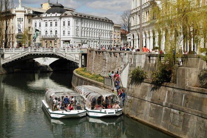 Guided Boat Tour in Ljubljana - Shoemaker’s Bridge and the Old River Crossing
