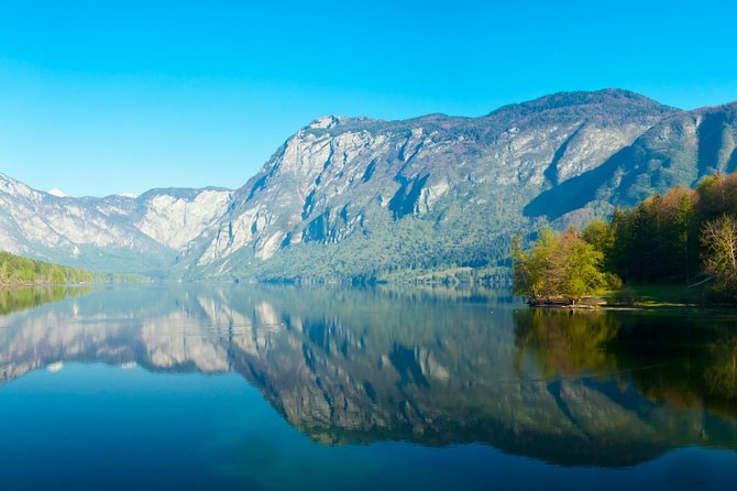 Lake Bled and Bohinj with Savica waterfall included - St. John the Baptist Church adds a small cultural stop