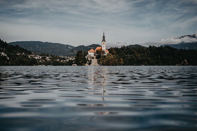 Ljubljana Airport Private Transfer - Arriving in Lake Bled without a detour