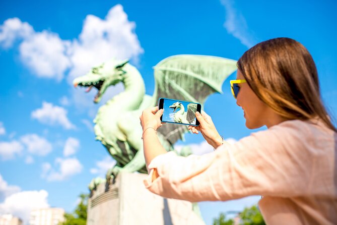 Ljubljana boat cruise and walking tour - Starting at Prešeren Square and the Franciscan Church