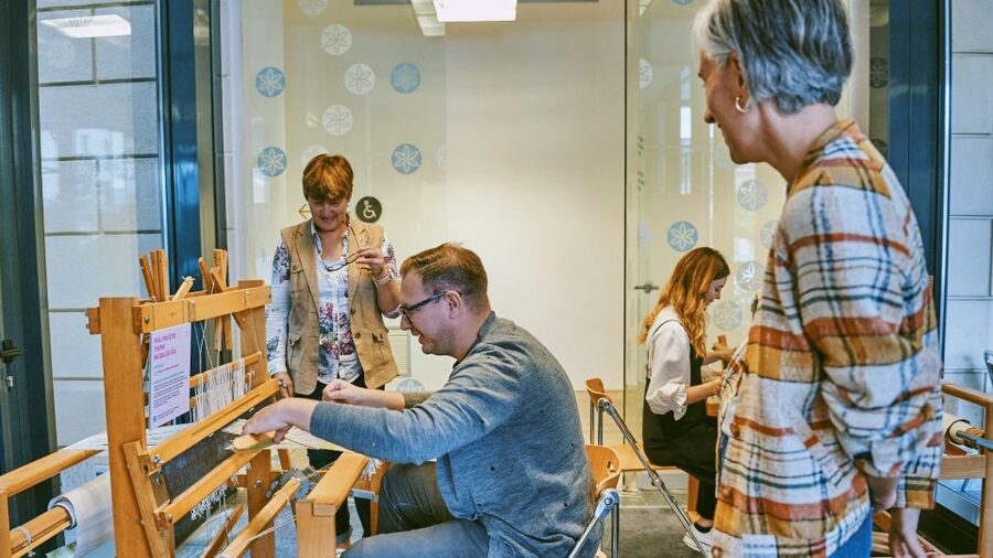 Ljubljana: Interactive Workshop with Experienced Weaver - Who will enjoy this Ljubljana experience most
