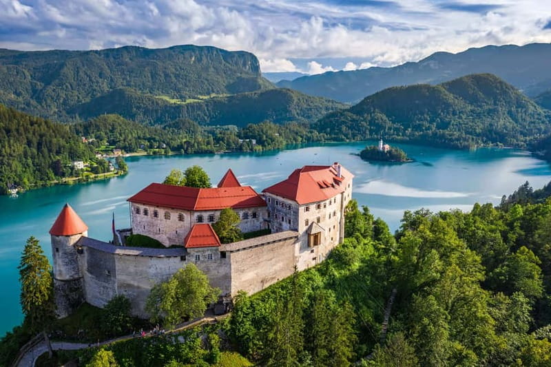 Ljubljana: Lake Bled & Triglav National Park Full-Day Trip - Bled Island and the Pletna boat