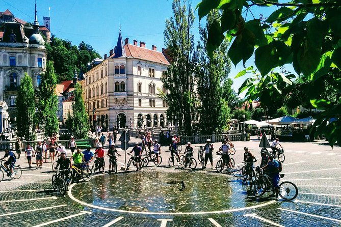Ljubljana MTB Capital tour (e-bike enduro/all mountain) - Why the Old Town finish adds value