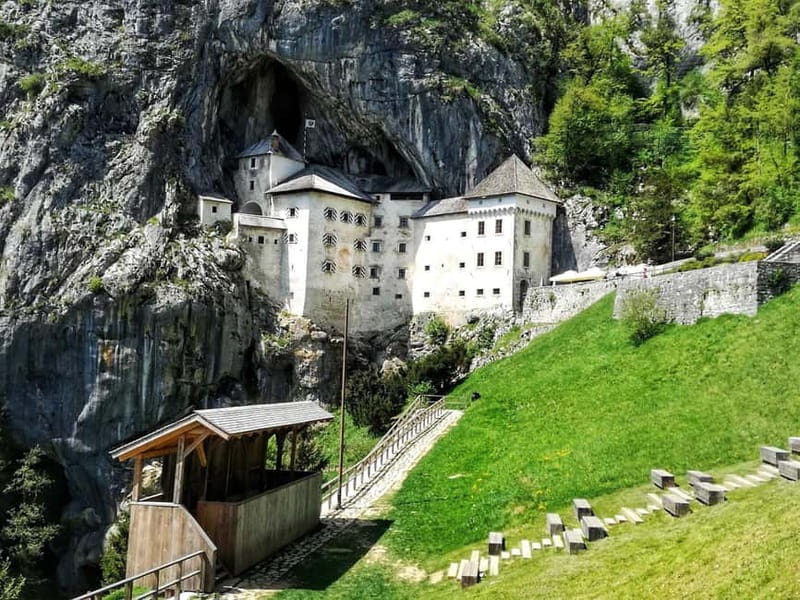 Ljubljana: Postojna Cave and Predjama Castle Tour - Why this half-day trip works so well