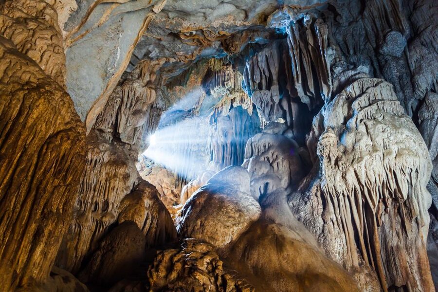 Ljubljana: Postojna Cave & Predjama Castle Tickets and Tour - Postojna Cave and the little train