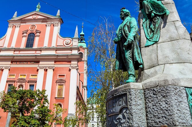 Ljubljana Private Family-Friendly Historic Old Town Guided Tour - Mestni Trg and Ljubljana’s Baroque center