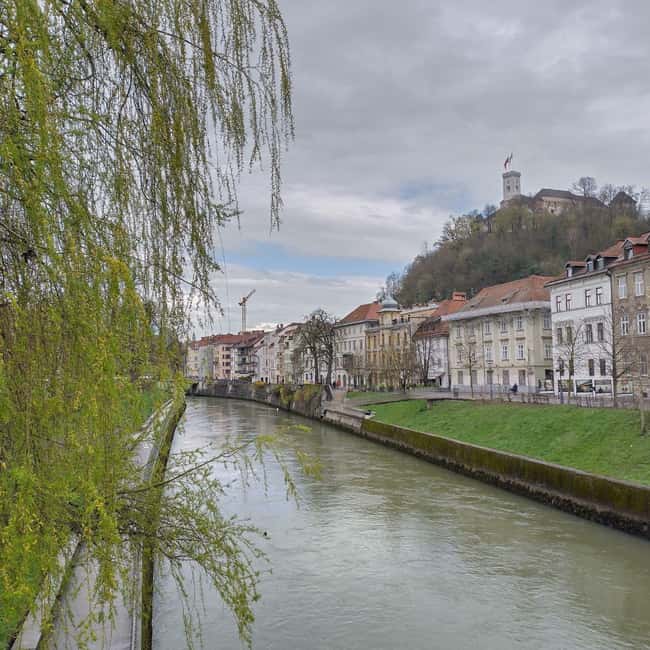 Ljubljana: Private Guided City Tour - A smart first look at Ljubljana