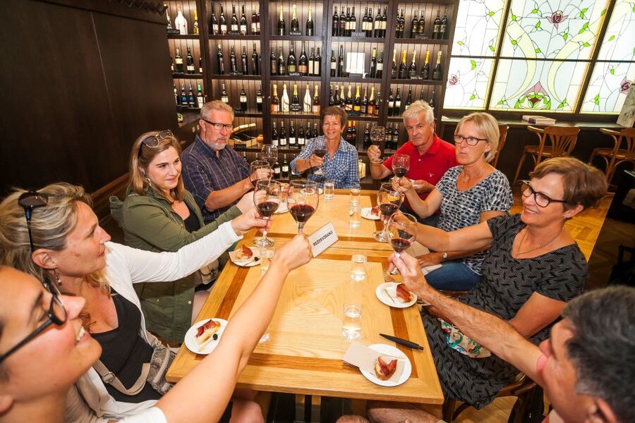 Ljubljana: Slovenian Cuisine Walking Tour with Tastings - Dietary needs, timing, and practical planning