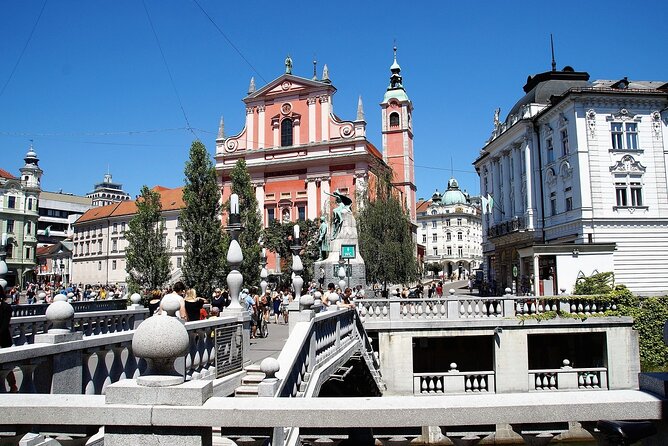 Ljubljana Walking Tour: Explore Top Sights & Hidden Gems - Central Market for a taste of daily life
