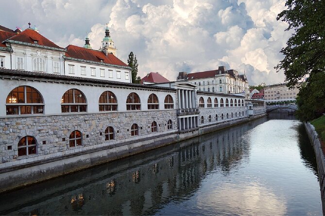 Ljubljana Walking Tour: Explore Top Sights & Hidden Gems - Dragon Bridge and Ljubljana’s most famous symbol