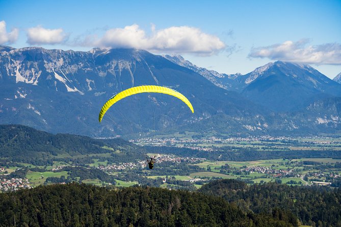 Paragliding Lake Bled - Bled Island from above