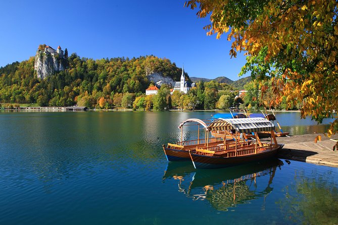 Postojna cave, Predjama castle and Lake bled from Ljubljana - Pickup times and the rhythm of the day