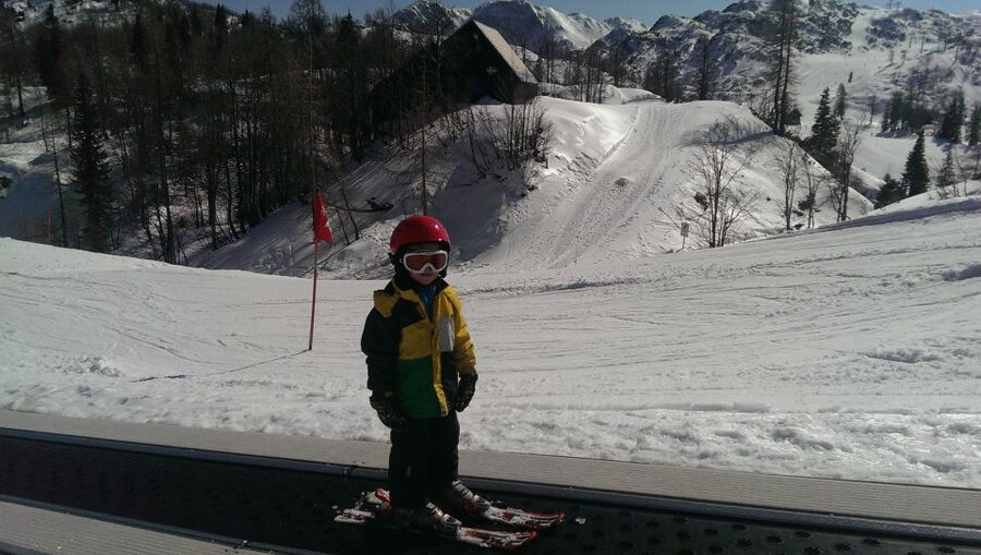 Skiing with Instructor: Vogel Ski Center from Bled - Riding the cable car above Lake Bohinj
