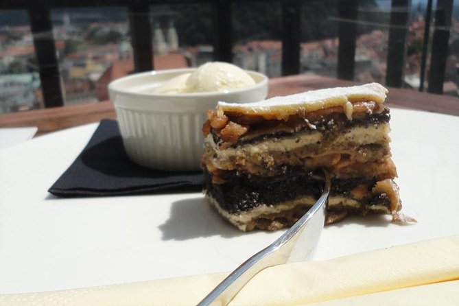 Slovenian culinary experience in Ljubljana - small group - tour - Why this Ljubljana food walk works so well