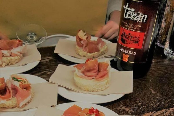 Slovenian food and wine city walk in Ljubljana, 4 hours of mouthwatering moments - Preseren Square and the story of France Preseren