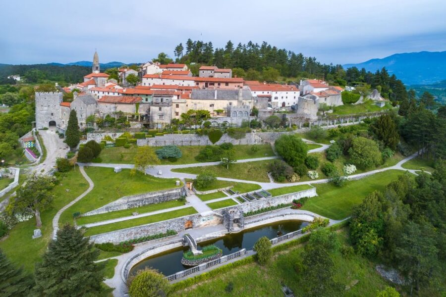 Trieste: History of Prosecco and the Karst Region - Leaving Trieste for the village of Prosecco