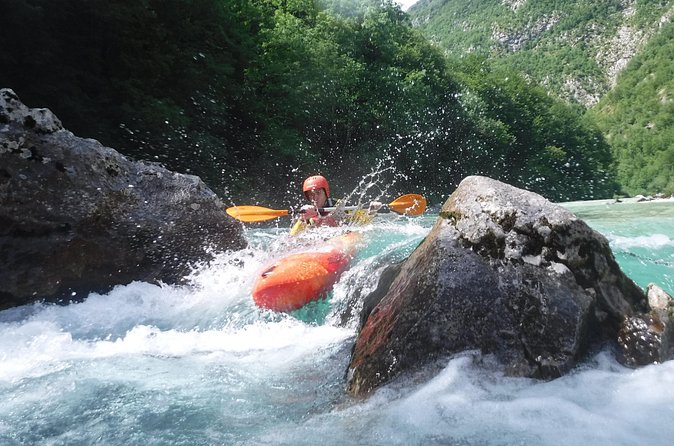 Whitewater Kayak Course on Soca River - The end-of-day review is part of the teaching