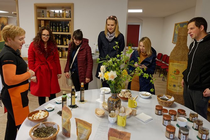 Wine and Culinary Adventure in Jeruzalem - Full Day Tour from Ljubljana or Ptuj - A family-style lunch with Prleška gibanica